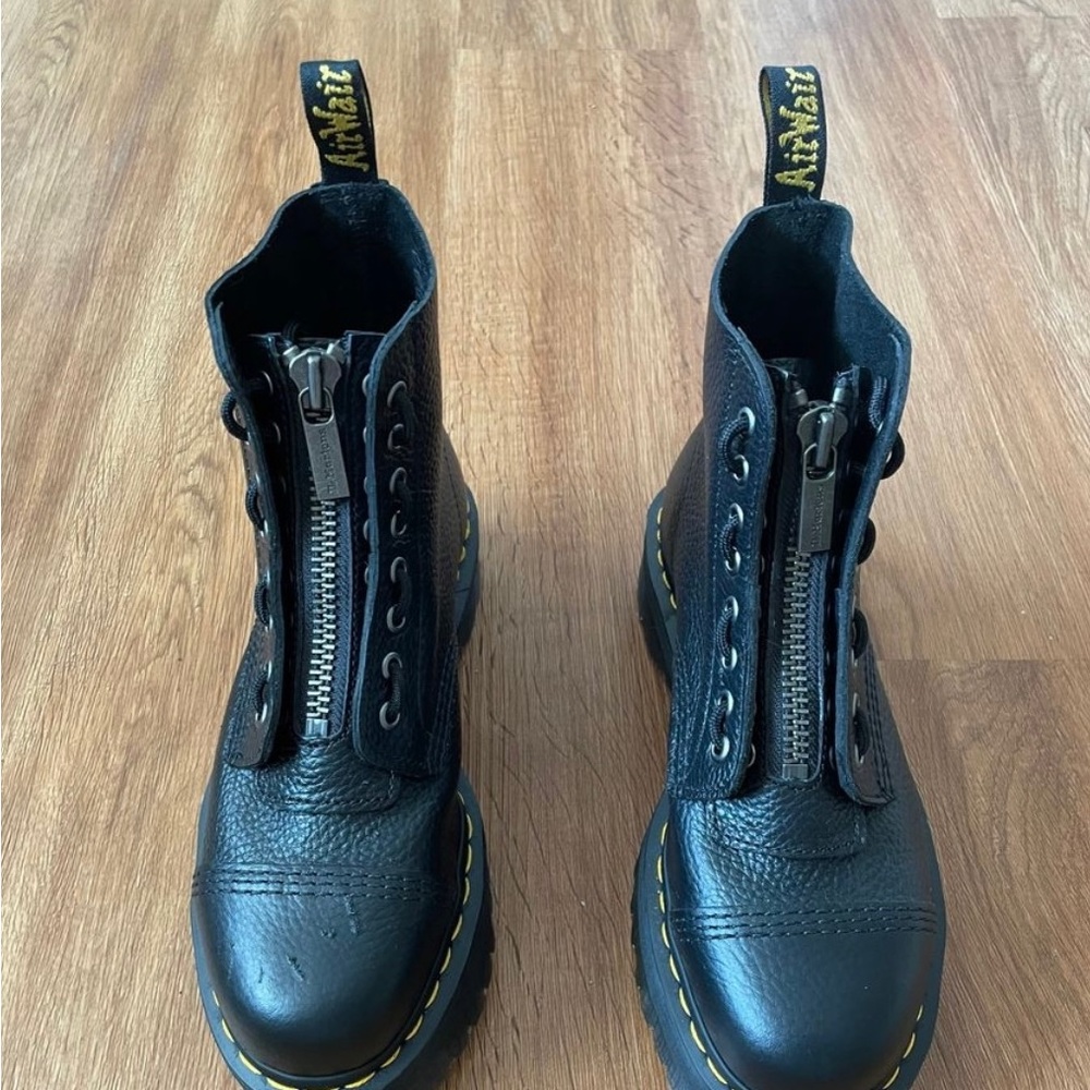 Dr Marten Sinclair Leather Women’s Black Platform Front Zip Boots